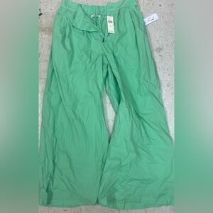 On The Road Green Cropped Pants